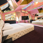 Deluxe room PINK 9 cu jacuzzi