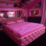 Deluxe room PINK 9 cu jacuzzi